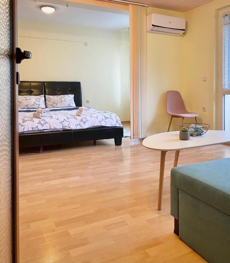 Sunny Central Apartment With Tv & Wi-Fi 스타라 자고라 외부 사진